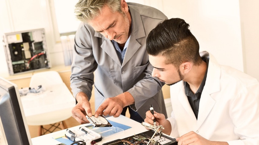 Técnicas de Electricidad Industrial [control y Comando]