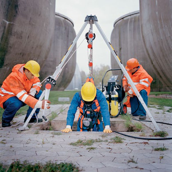 Técnicas de Trabajo Seguro en Espacios Confinados
